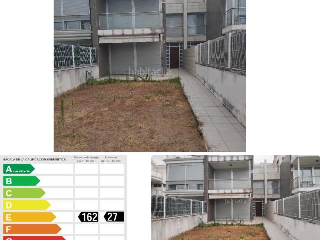 Casa en venta en Cambrils, El Dorado Platja Costa Dorada. Cambrils. C. Auguste Renoir. Espectacular casa unifamiliar con jardín privado y piscina comunitaria. Casas.