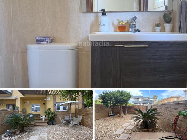 Casa en venta en Cambrils, Els Ametllers Costa Dorada. CASA ADOSADA EN BUEN ESTADO. Casas.