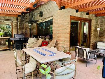 Casa en Venta en Camino El Huinganal
