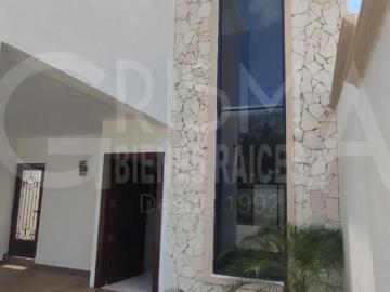CASA EN VENTA EN CAMPANARIO