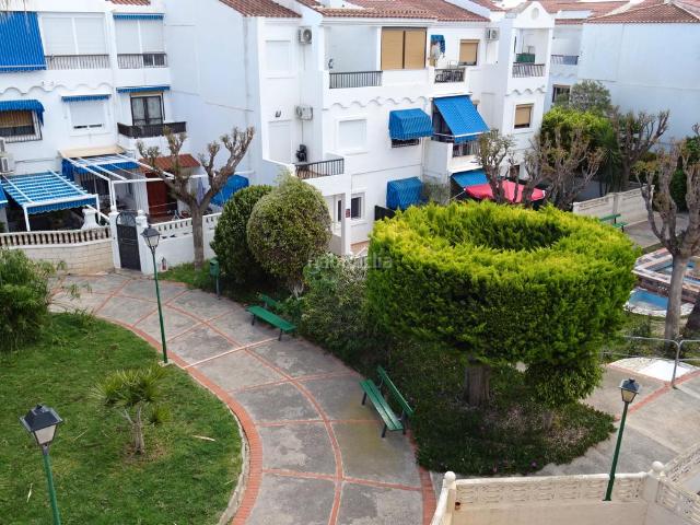 Casa en venta en Campello el, Pueblo Español Coveta Fumá. bungalow reformado, con elevador con silla para plantas altas. Casas Campello.