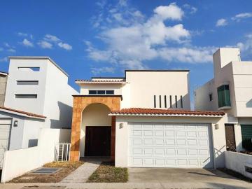 Casa en Venta en Campestre San Juan, San Juan del Río, Querétaro