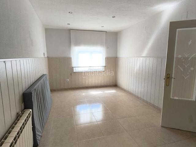 Casa en venta en Campo Real. VENTA DE CASA DE DOS PLANTAS REFORMADA EN CAMPO REAL. Casas Campo.