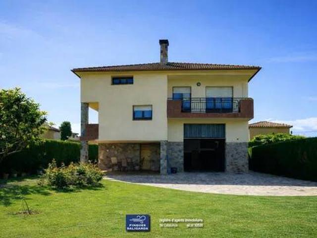 Casa en Venta en Canovelles