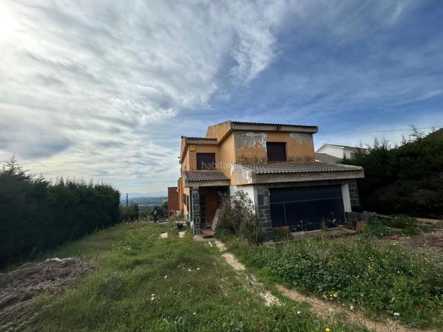 Casa en venta en Cànoves i Samalús. Oportunidad para inversores!. Casas Cànoves i.