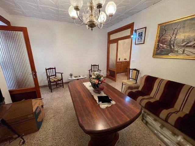 Casa en venta en Canals. Casa en centro de Canals. Casas.