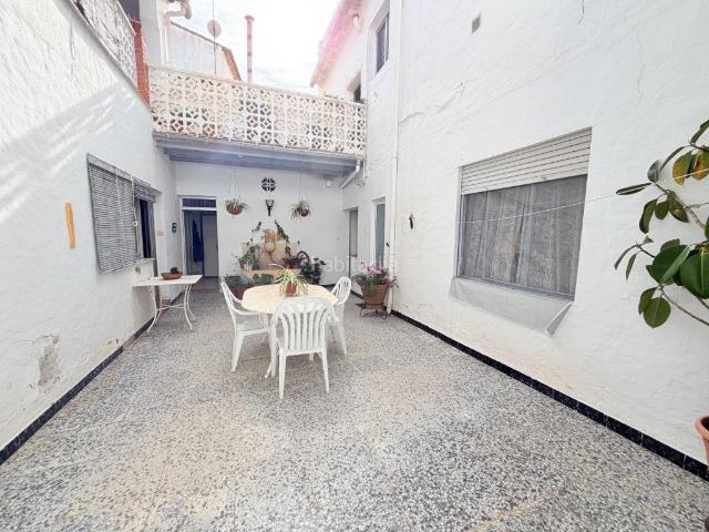 Casa en venta en Canals. Encantadora casa de pueblo en Canals. Casas.