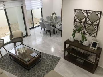 CASA EN VENTA EN CANCUN