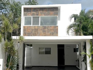 Casa en venta en Cancun una de las mas grandes de la zona