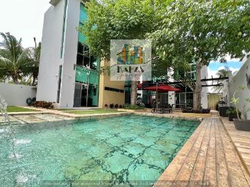 CASA EN VENTA EN CANCUN CON ALBERCA Y PANELES EN RESIDENCIAL