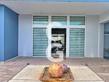 Casa en Venta en Cancun en Residencial Campestre con 6 Recamaras