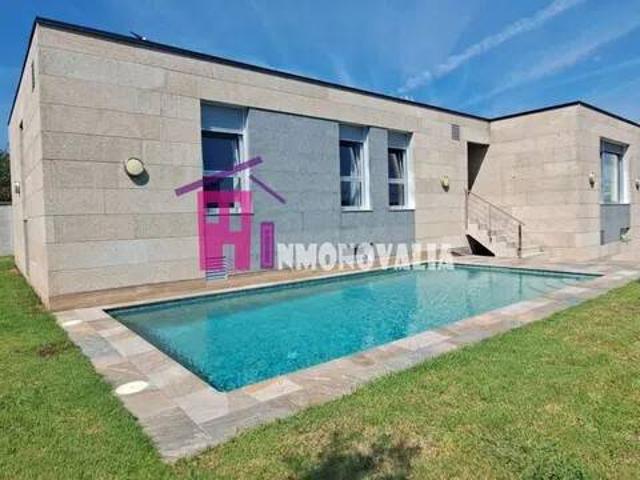 Casa en Venta en Cangas