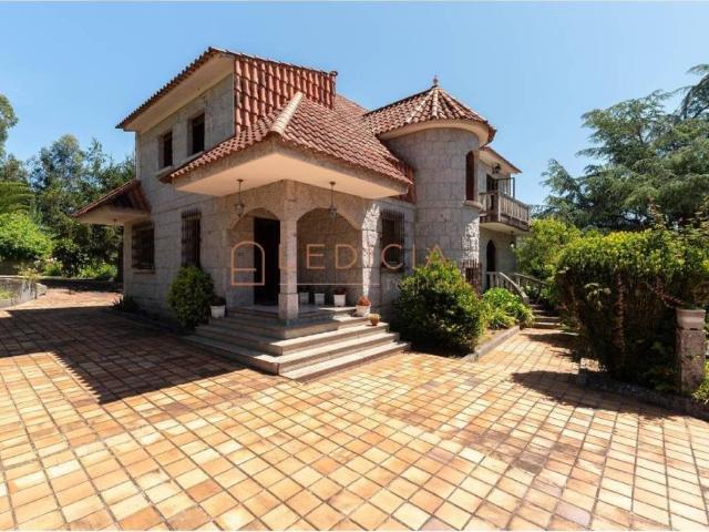 Casa en Venta en Cangas
