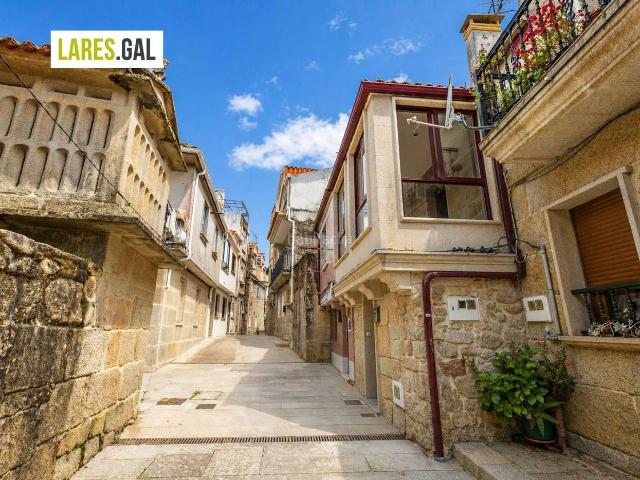Casa en venta en Cangas, Cangas Pueblo. Casa en el Casco Viejo de Cangas. Casas.