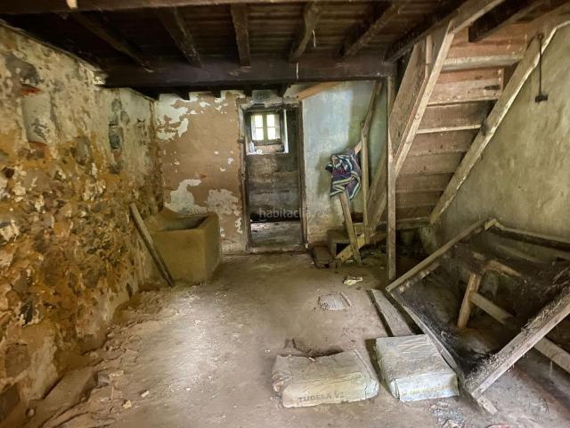 Casa en venta en Cangas de Onís. CONJUNTO DE CASA, CUADRA Y FINCA. Casas Cangas de.