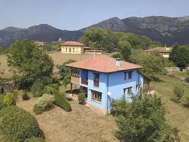 Casa en Venta en Cangas de Onís