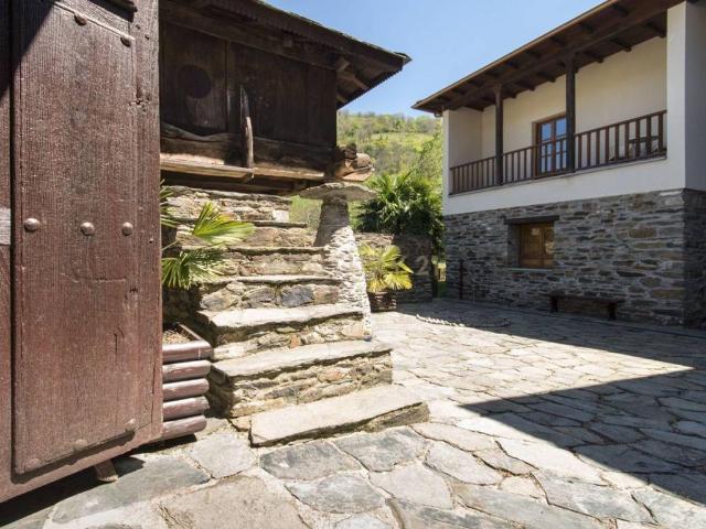 Casa en Venta en Cangas del Narcea