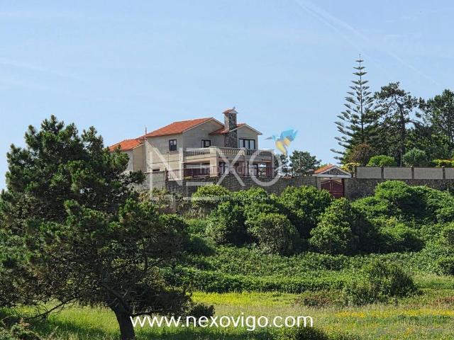 Casa en venta en Cangas, O Hío. EXCLUSIVO CHALET CON VISTAS A LAS CIES EN CANGAS. Casas.