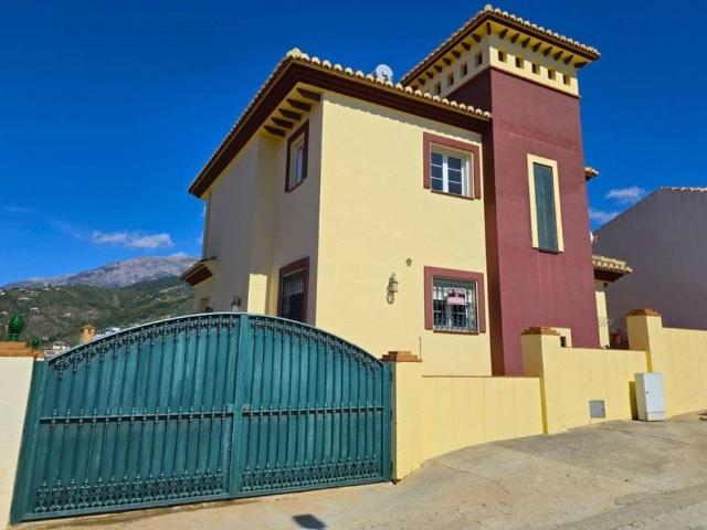Casa en Venta en Canillas de Albaida