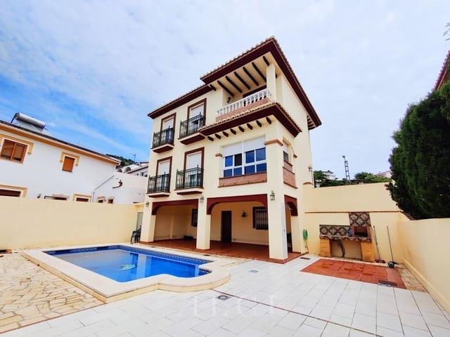 Casa en venta en Canillas de Albaida, Málaga Costa del Sol