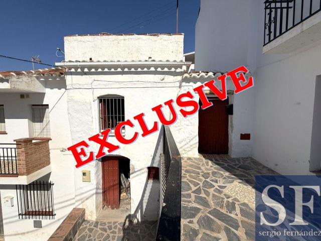 Casa en venta en Canillas de Albaida Málaga