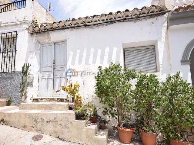 Casa en venta en Cantoria, Almería