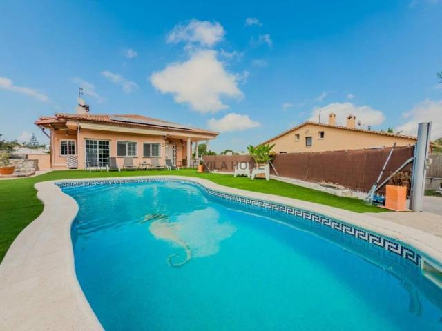 Casa en Venta en Canyelles