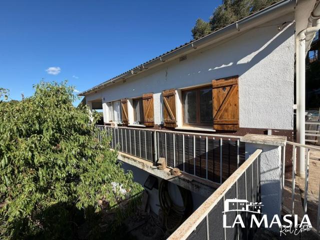 Casa en venta en Canyelles. Vivienda con vistas. Casas.