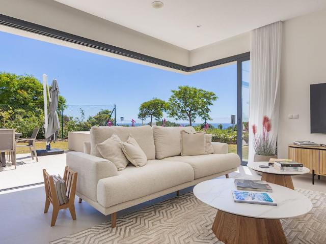 Casa en venta en Casares Málaga