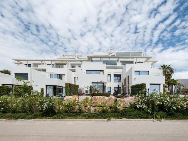 Casa en venta en Casares Málaga
