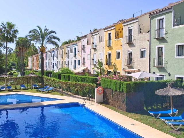 Casa en venta en Casares Málaga