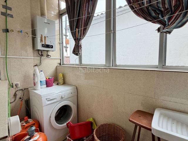 Casa en venta en Casas del Castañar. Vivienda en planta baja con gran cochera y almacén en Casas del Castañar. Casas Casas del.