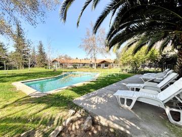 Casa en Venta en PRECIOSA PARCELA EN CHICUREO NORTE
