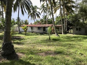 Casa en venta en casitas veracruz con vista a la playa y terreno amplio