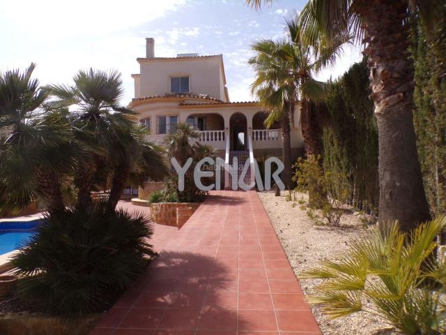Casa en venta en Castalla. Casa en Castalla Internacional. Casas.