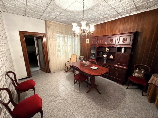 Casa en venta en Castalla. Casa junto plaza el carreter. Casas.