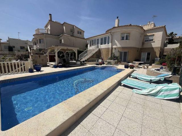 Casa en Venta en Alicante Alacant