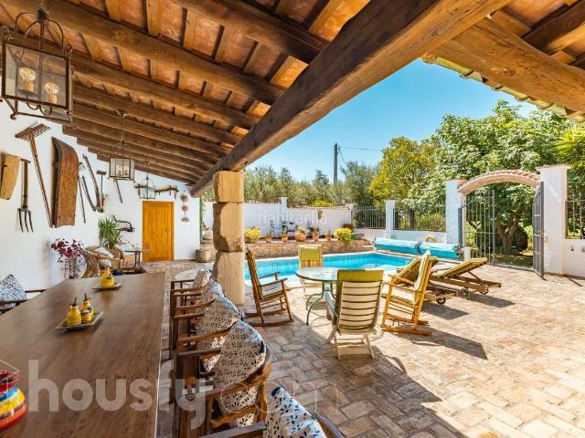 Casa en venta en Castellví de la Marca. Casas Castellví de la.