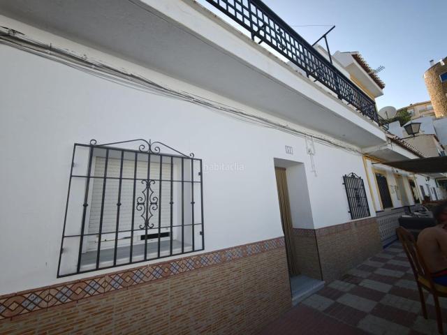 Casa en venta en Castell de Ferro. AGI000295 Casa en la zona de Cambriles, en la zona de la Torre con acceso por la Carretera de Almeria. Casas Castell de.