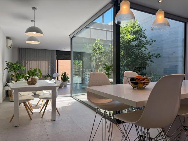Casa en venta en Castellar del Vallès, Eixample Can Bogunyà. EXCLUSIVA VIVIENDA DE DISEÑO EN CASTELLAR DEL VALLÈS. Casas Castellar del.