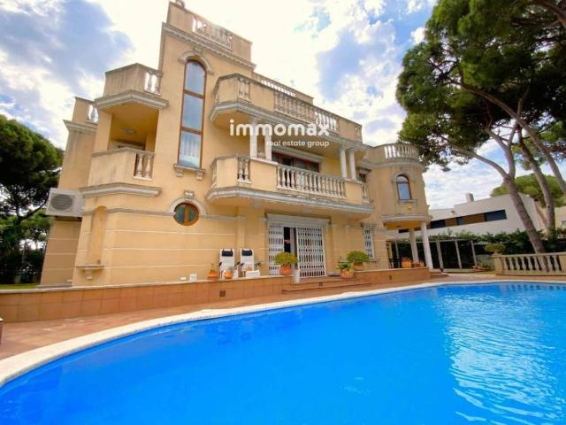 Casa en Venta en Castelldefels