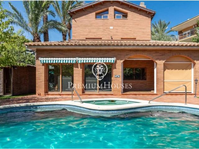 Casa en Venta en Castelldefels