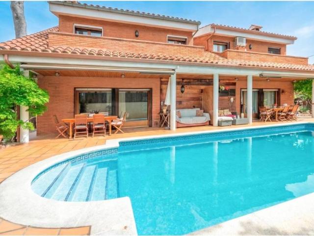 Casa en Venta en Castelldefels