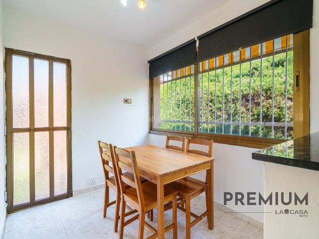 Casa en venta en Castelldefels, Can Bou. Casa en Can Bou, Castelldefels cerca de la playa en zona residencial tranquila. Casas.