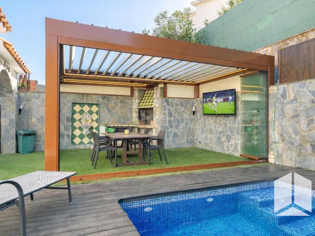 Casa en venta en Castelldefels, Bellamar. GRAN OPORTUNIDAD EN INMEJORABLE ZONA!. Casas.