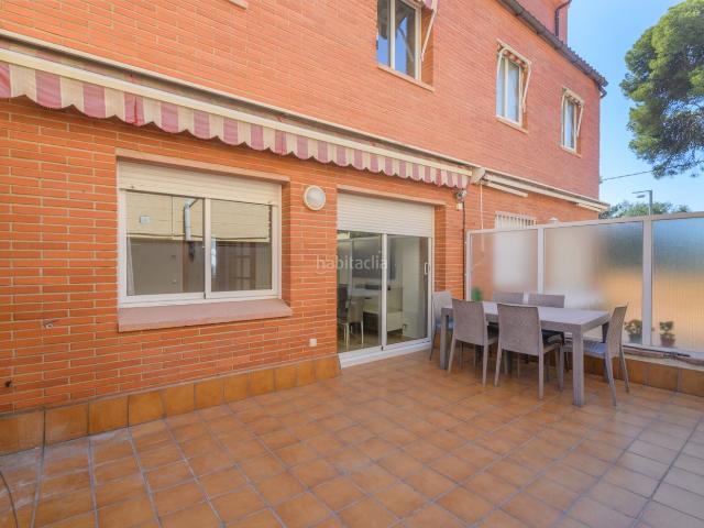 Casa en venta en Castelldefels, Bellamar. Exclusiva casa pareada en Bellamar, Castelldefels amplitud, privacidad y calidad de vida. Casas.