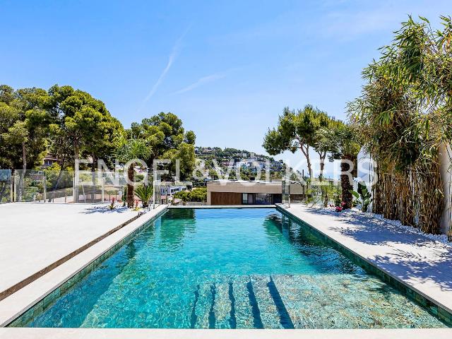 Casa en venta en Castelldefels, Bellamar. Lujo con espectaculares vistas al mar. Casas.