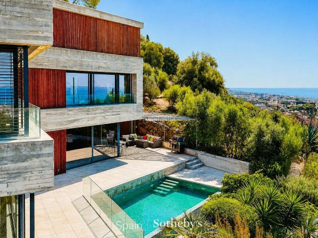 Casa en venta en Castelldefels, Bellamar. Villa de lujo con vistas panorámicas al mar en Bellamar. Casas.