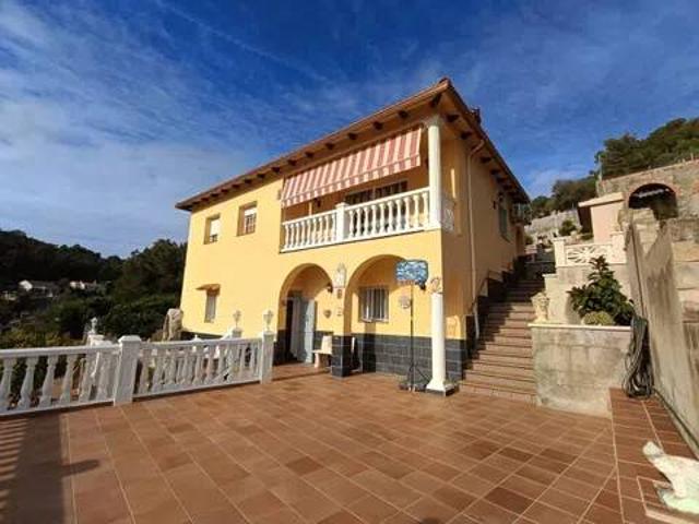 Casa en Venta en Castellet i la Gornal