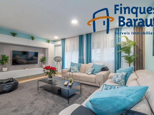 Casa en venta en Castelló d´Empúries Costa Brava. ¡Descubre la casa que estas buscando en Empuriabrava!. Casas Castelló.
